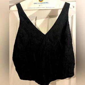 Torrid black lace fitted crop top! Size 1x. New with tags!